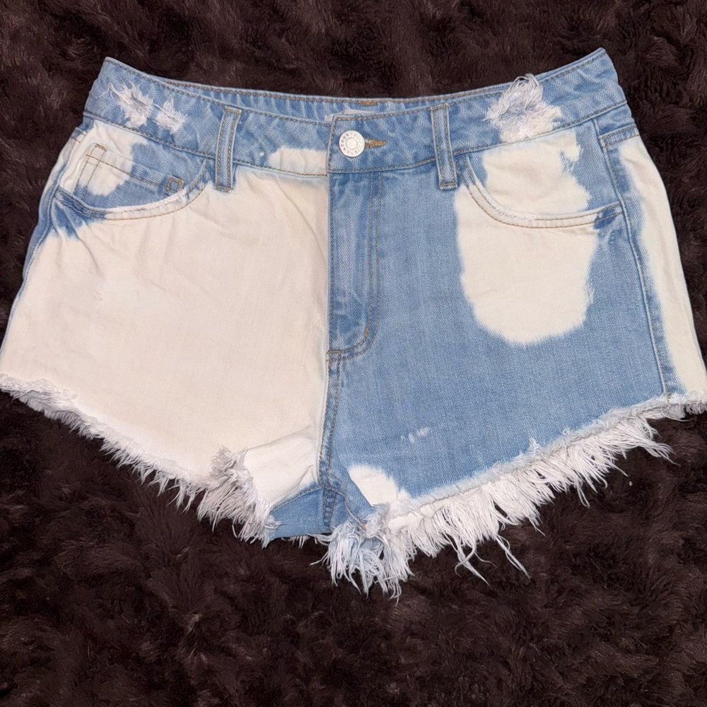 Refuge bleached distressed shorts